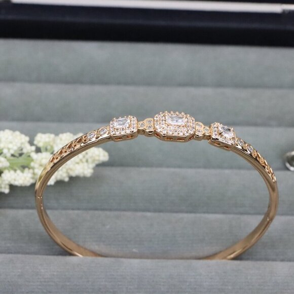 Elegant Rose Gold Bangle with Rectangle and Round Stone Design, XPBL0518 - Picture 12 of 12